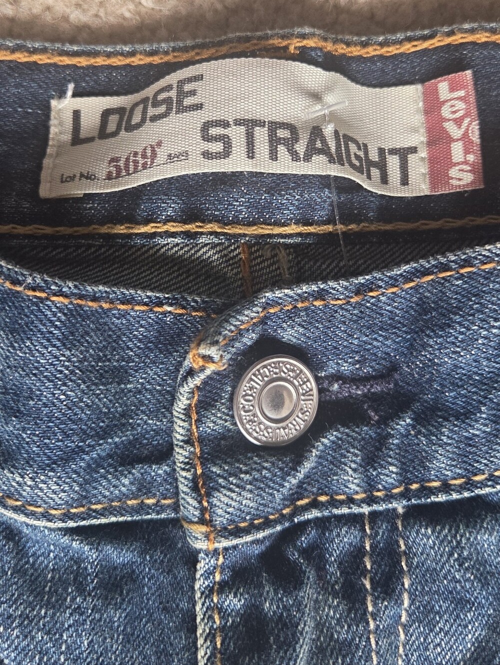 Levi's 569 Blue Denim Men’s Shorts Jorts Size 34 - Picture 3 of 4